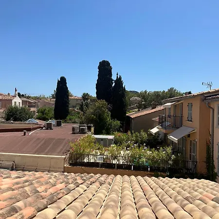 Magnifique 15 Rue Allard 2d Apartment